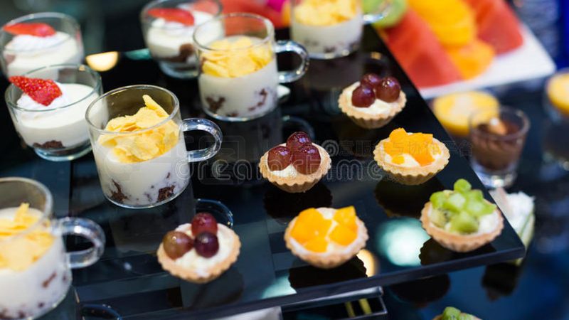 品牌建设是餐饮加盟品牌成功的重要因素。以下是一些建议：
