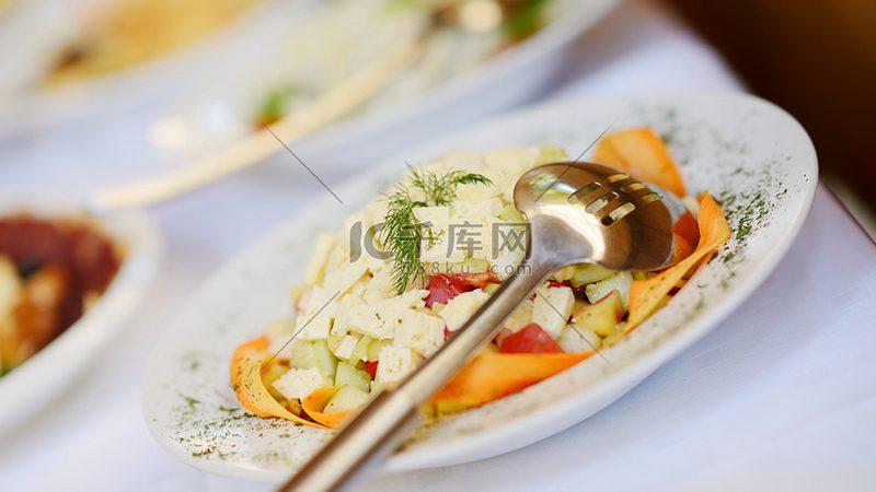 食品OEM定制，揭秘背后的规格型号奥秘